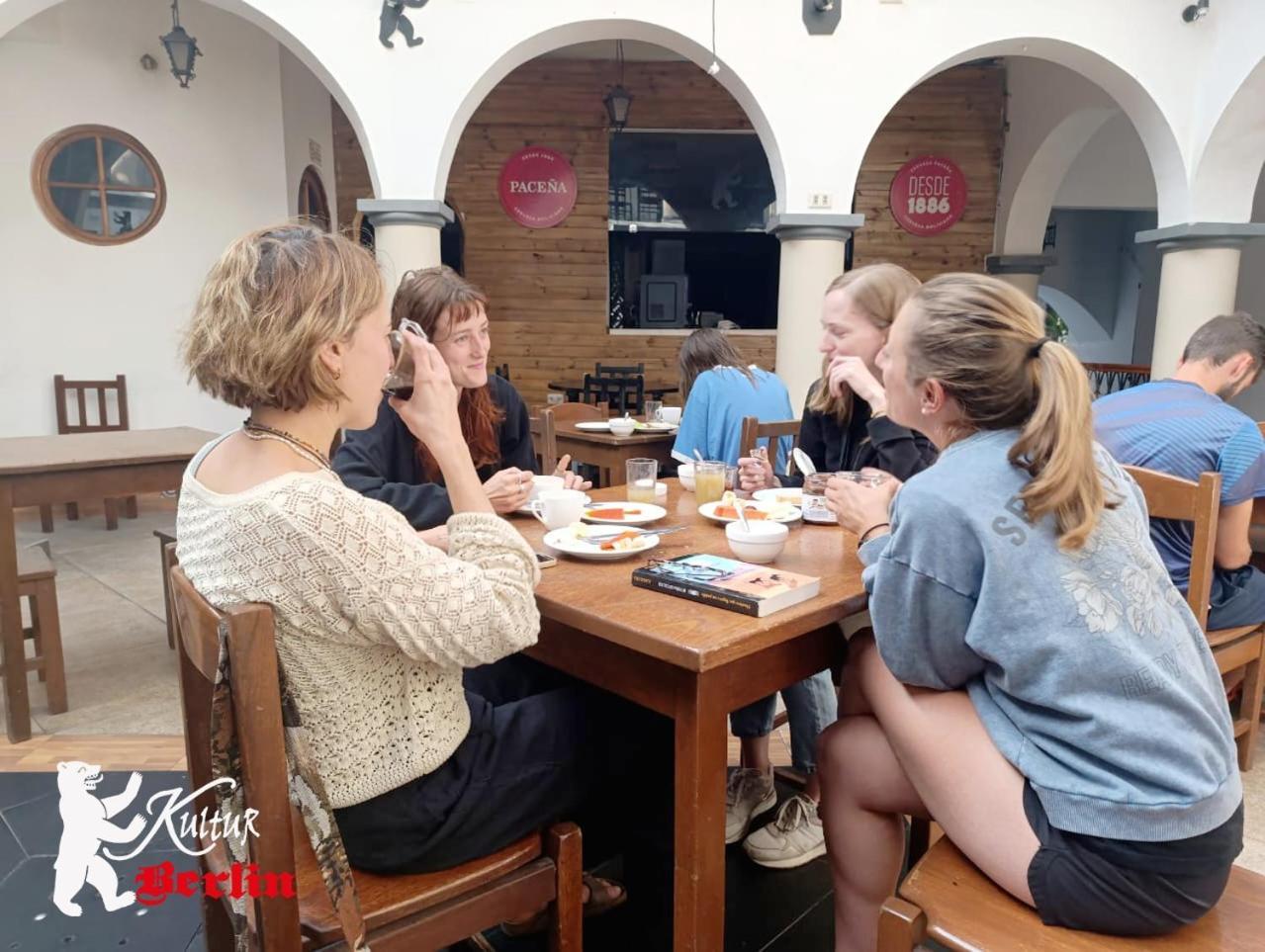 Kultur Berlin Hostel & Suites ซูเกร ภายนอก รูปภาพ