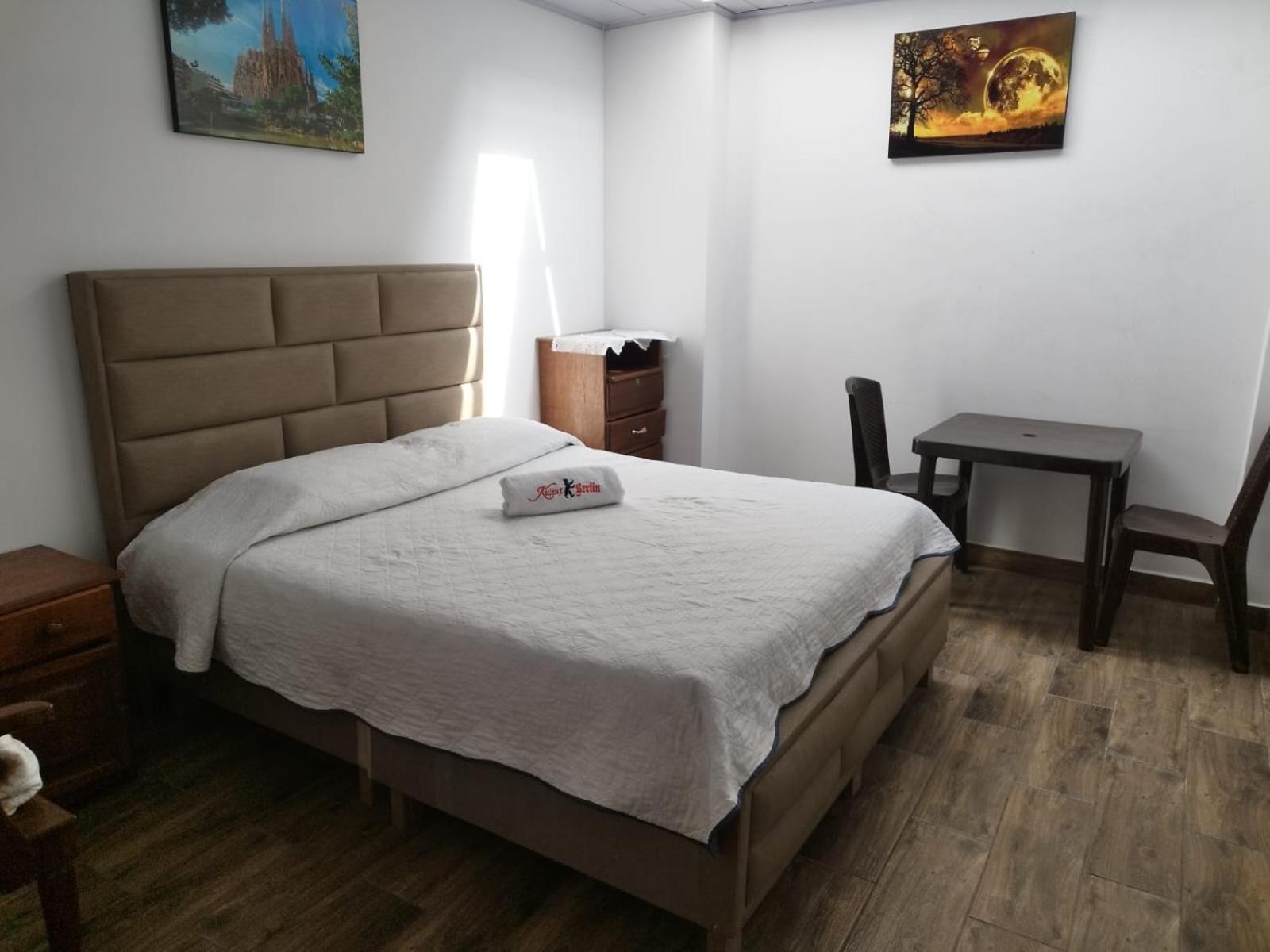 Kultur Berlin Hostel & Suites ซูเกร ภายนอก รูปภาพ